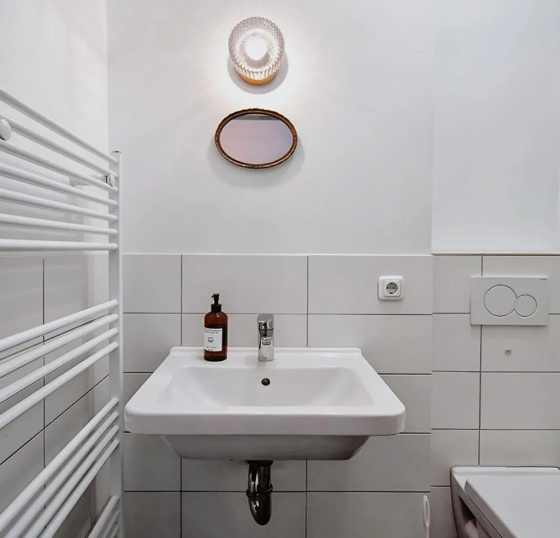 Stilvolle Und Zentrale Wohnung Hamburg